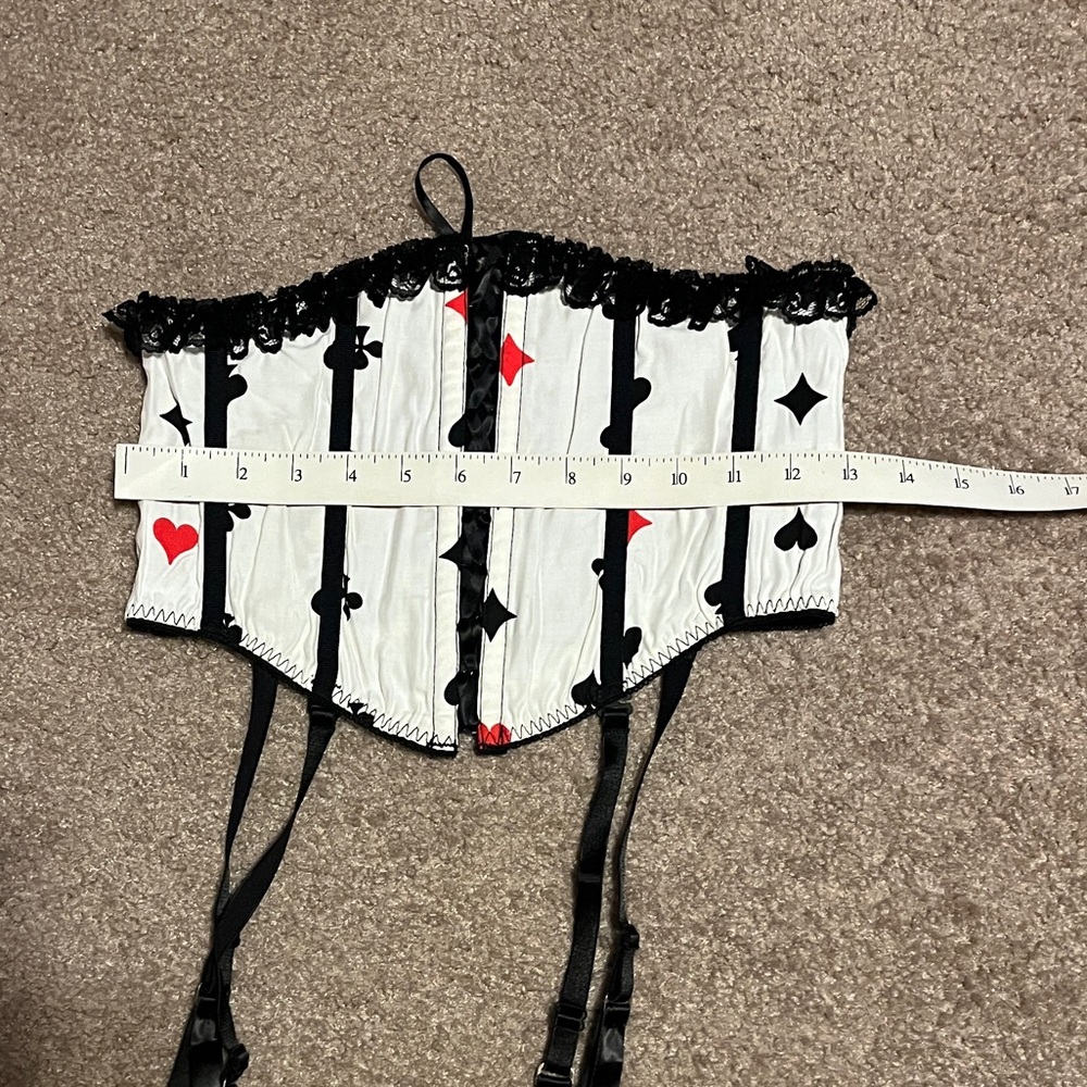 Heavy Red Alice Card Suits Waist Cincher Hearts, Spades, Diamonds - Picture 11 of 13